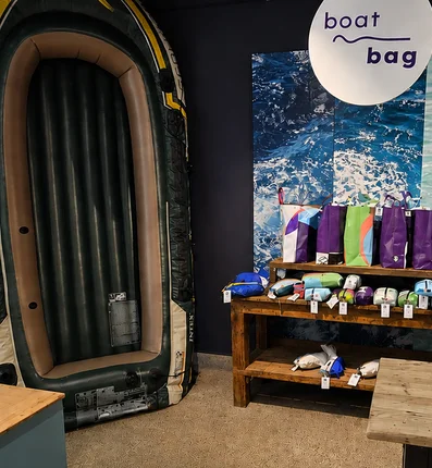 Boat2Bag verkauft Produkte bei der Bärner Brocki