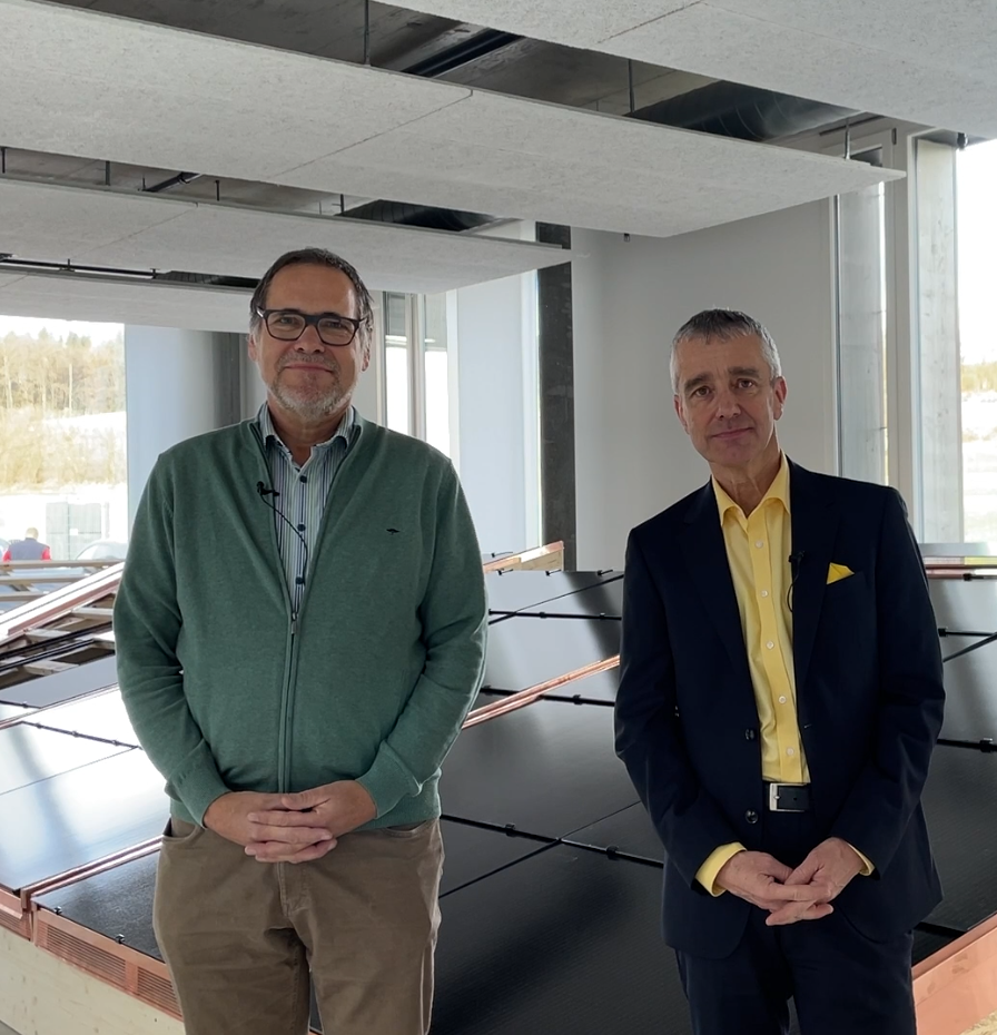 Niklaus Gfeller, Gemeindepräsident Worb und Patrick Hofer-Noser, Inhaber und CEO der 3S Swiss Solar Solutions AG